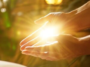 energy healing hands